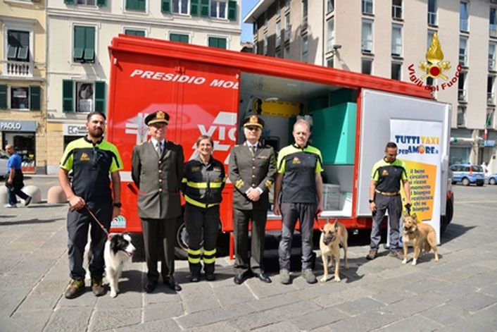 Clinica veterinaria mobile per cani Vigili del Fuoco