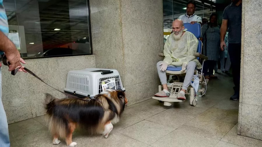 Cane-in-ospedale-con-il-proprietario