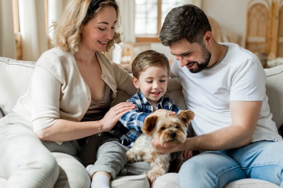 famiglia con cane