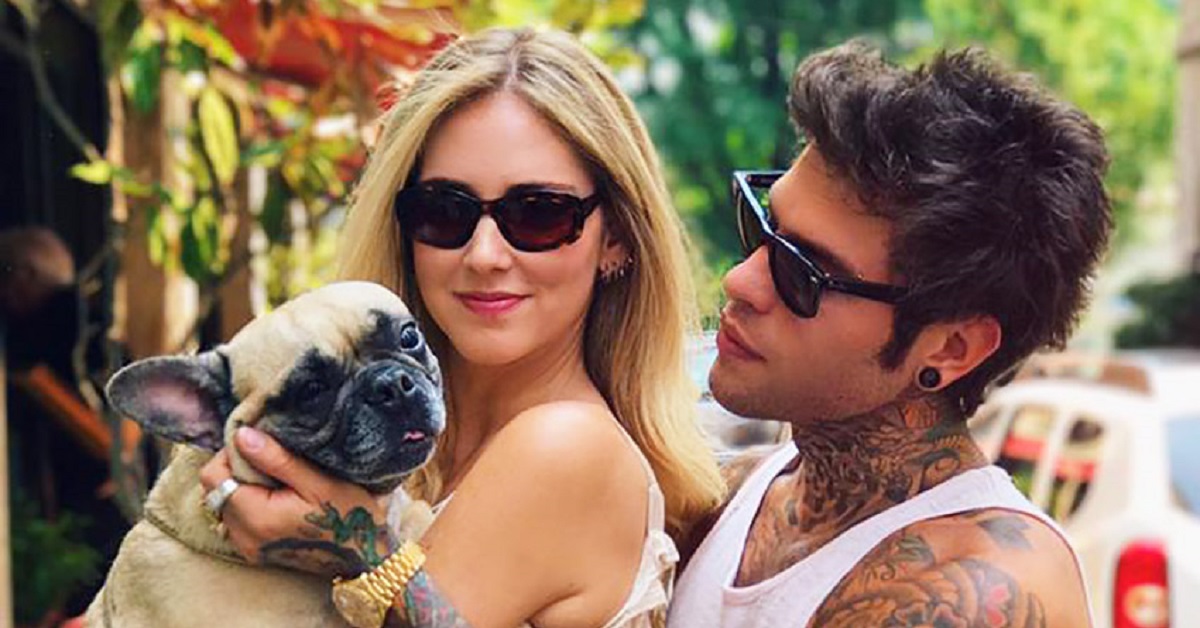 Il cane di Fedez insegna la condivisione al piccolo Leone – VIDEO