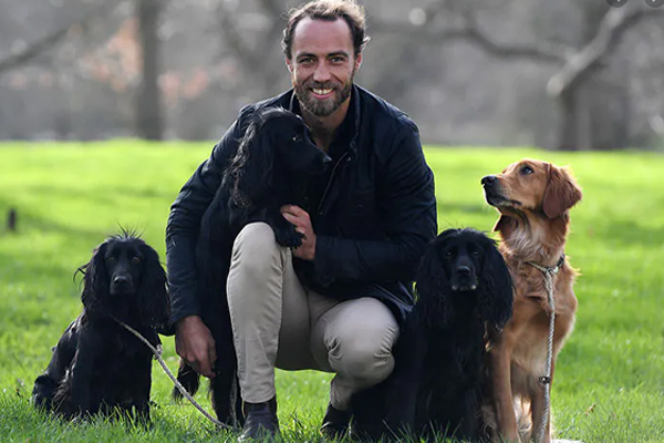 James Middleton con i suoi cani