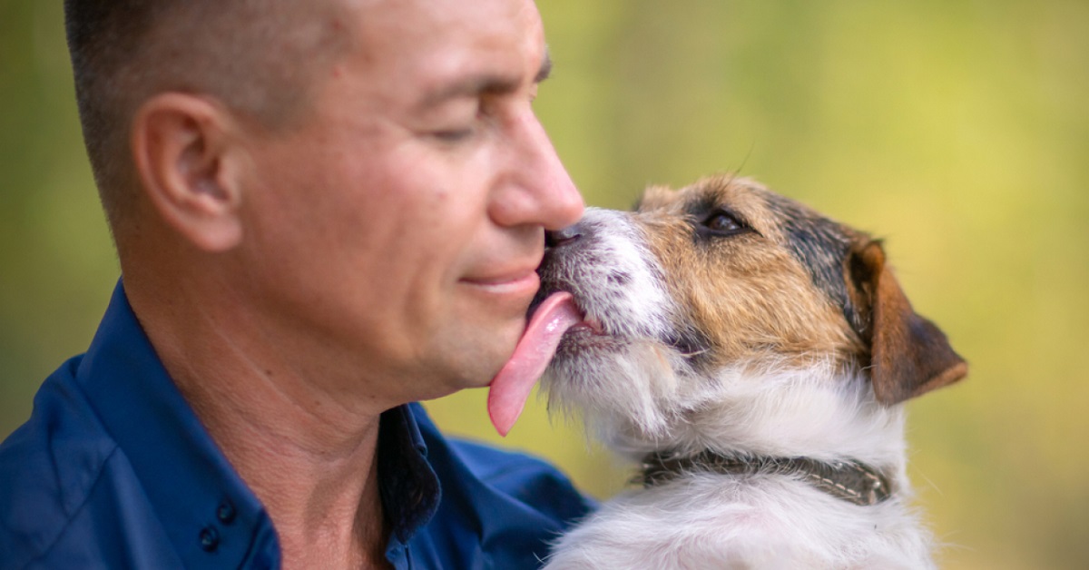 cane lecca uomo