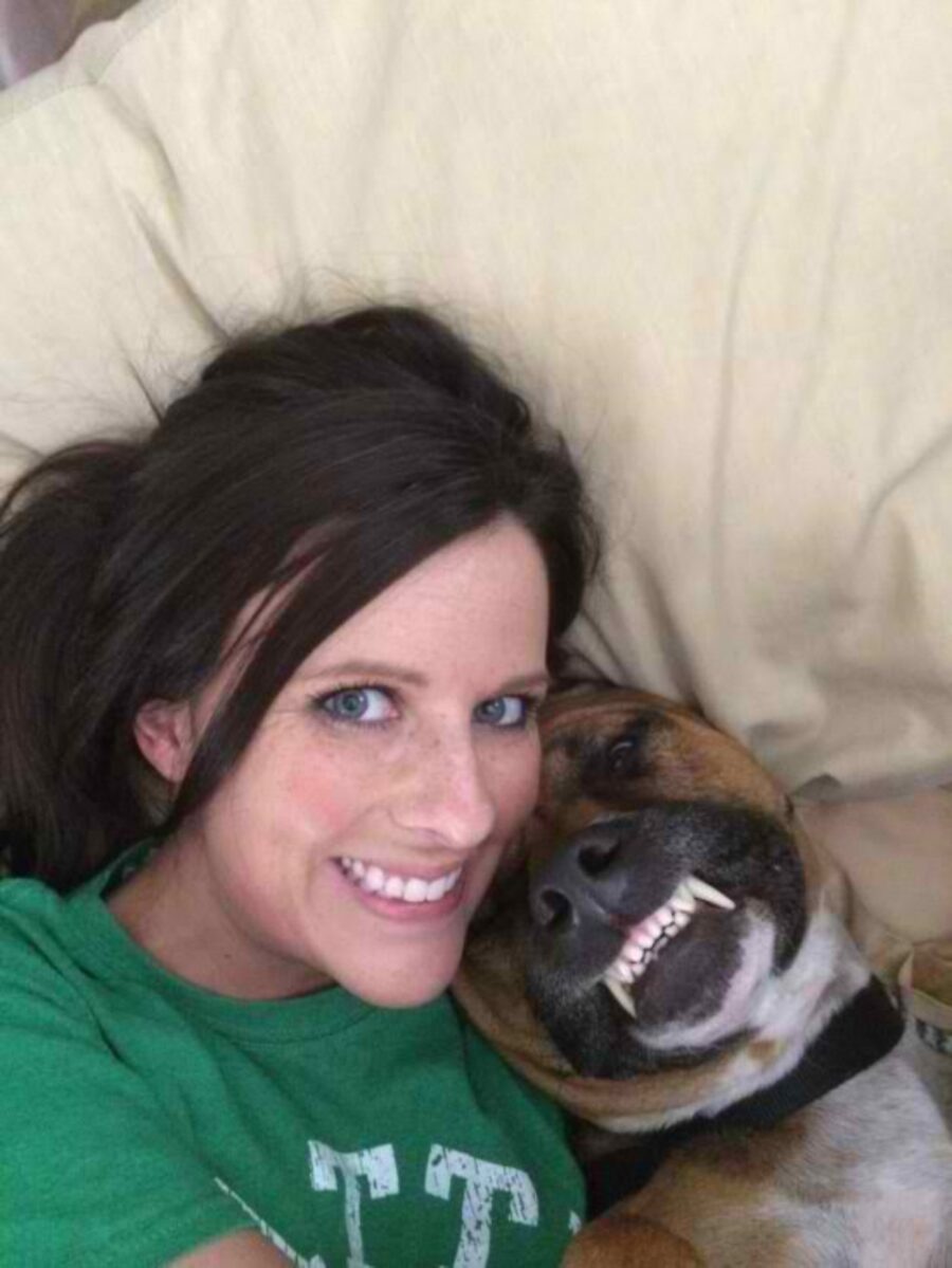 cane sorriso selfie