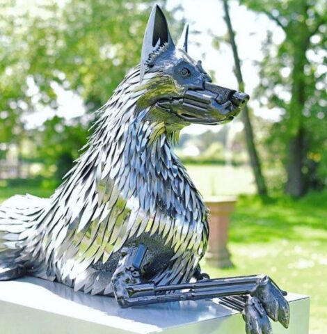 Regno Unito: realizzata una statua in onore dei cani poliziotto