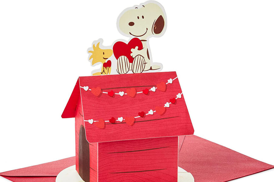 biglietto di auguri con cane snoopy