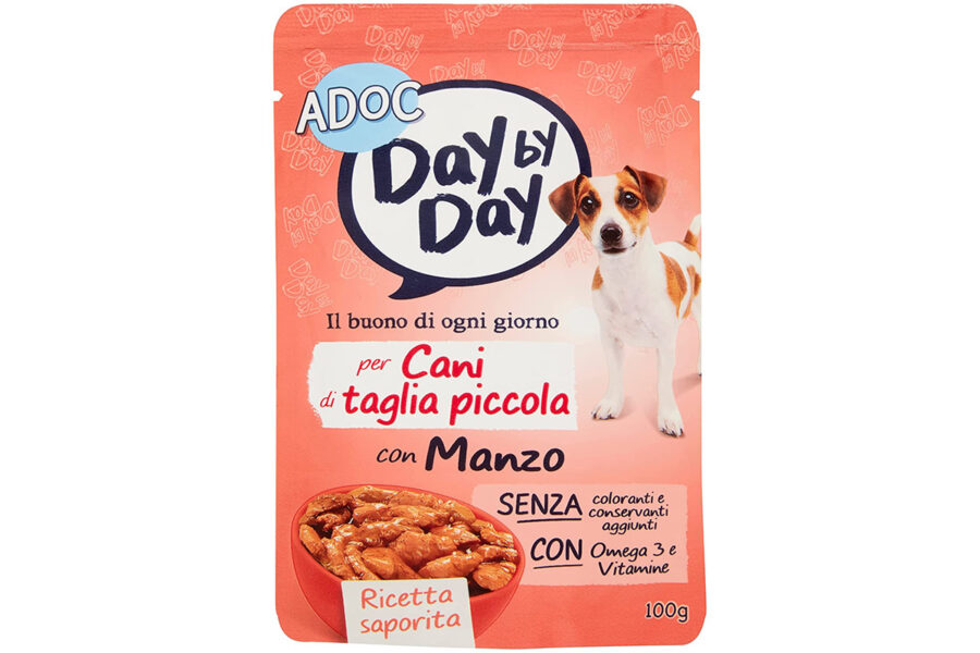 cibo con carne per il cane