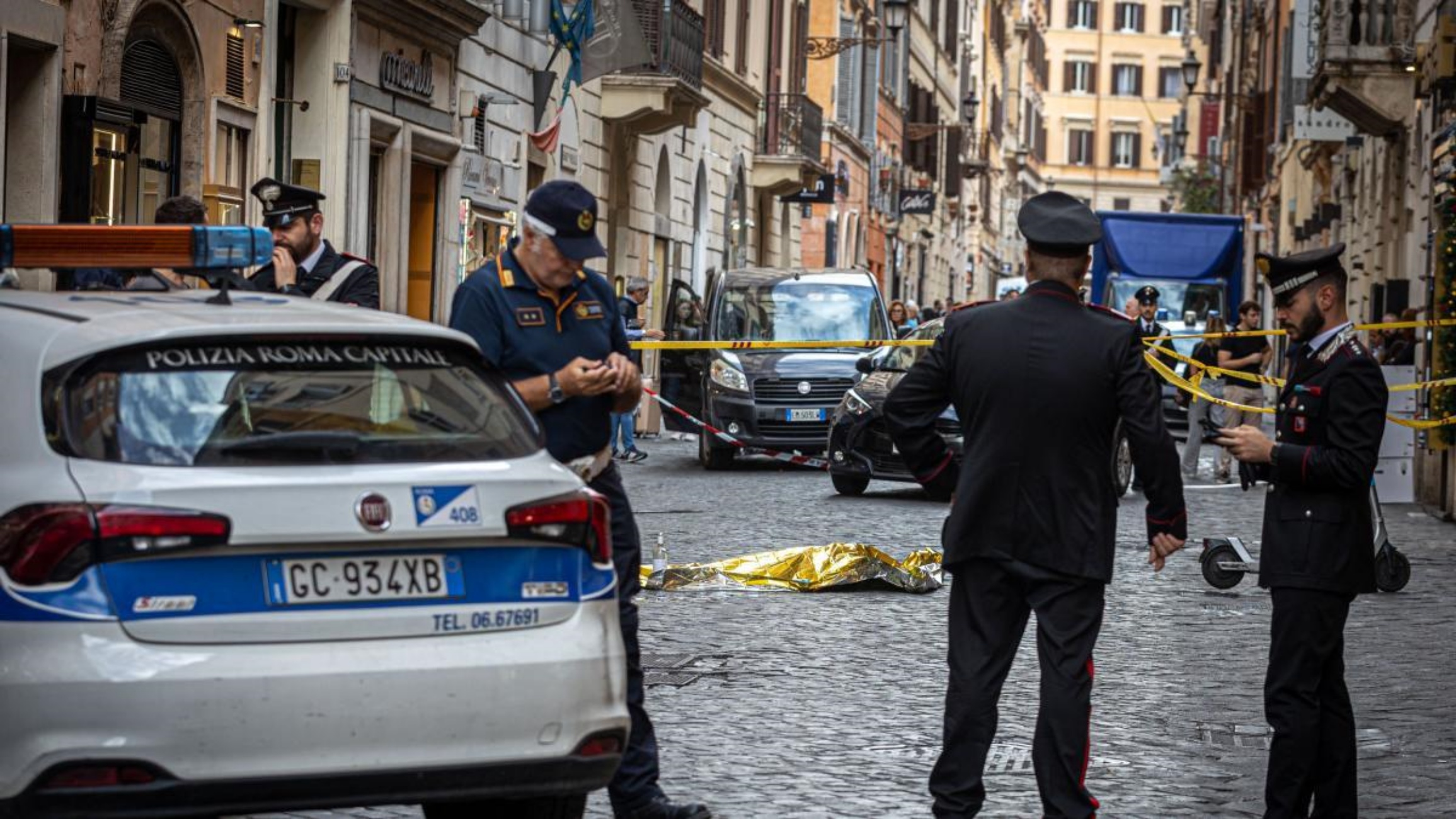 Rottweiler caduto dalla finestra